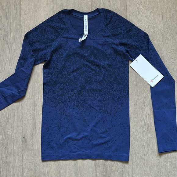NWT swiftly tech long sleeve gradient block psychic/true navy size 4 lululemon - Picture 4 of 15